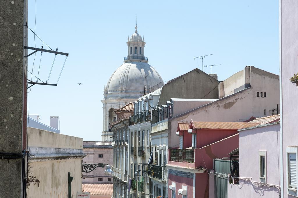 Appartement Local! Maria Typical Home, Near Flea Market Lisboa